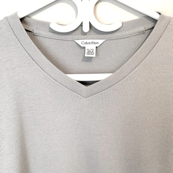 Calvin Klein size XL mens longsleeve top - Picture 5 of 13